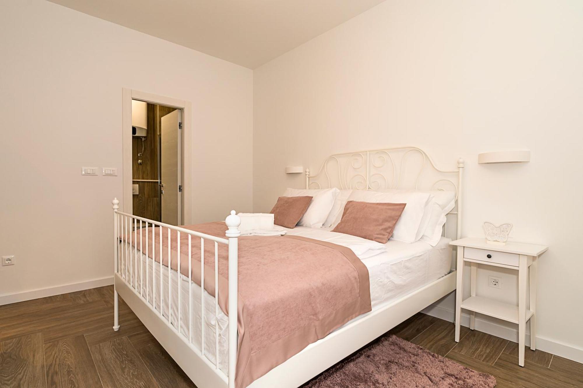 Studio Apartments Marcel スプリト エクステリア 写真